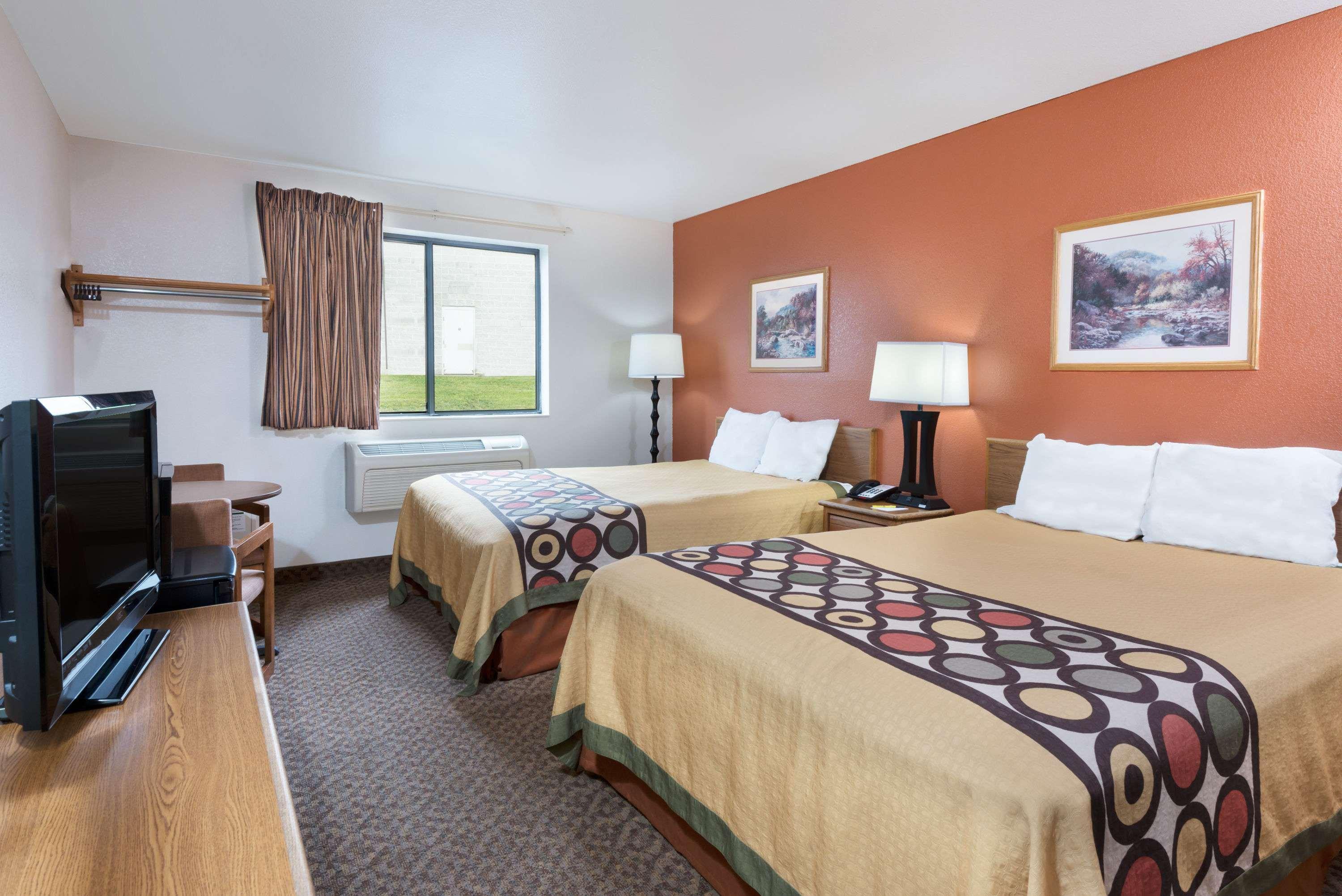 Super 8 By Wyndham Morgantown Hotel Exterior photo