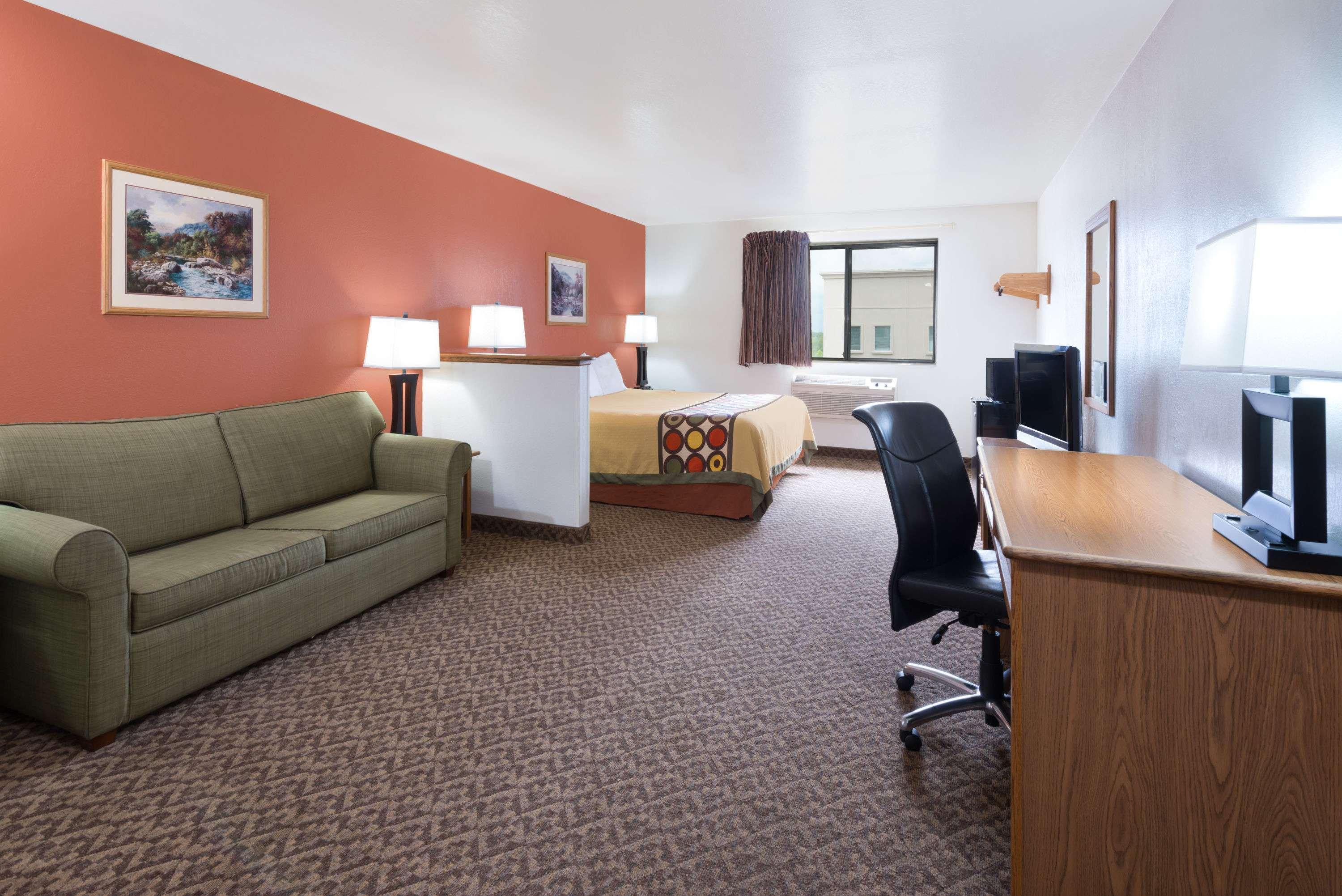 Super 8 By Wyndham Morgantown Hotel Exterior photo